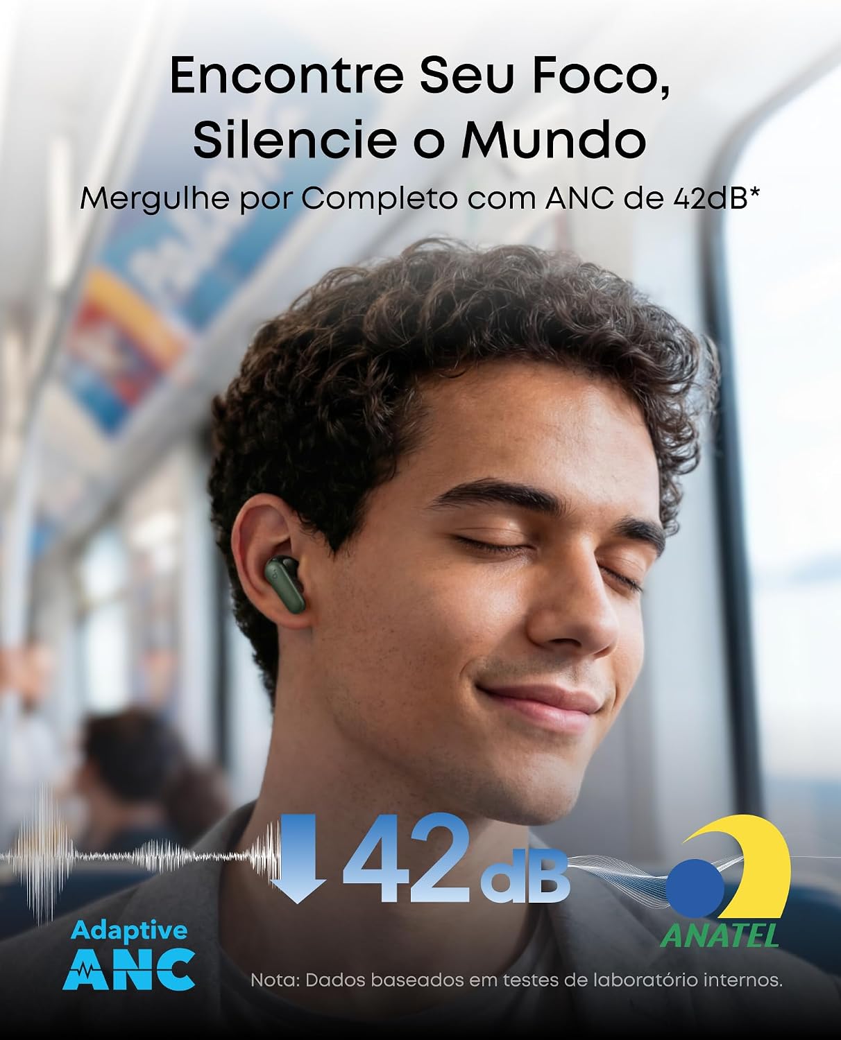 Evidencia o diferencial mais exclusivo do produto: estojo com suporte para assistir conteúdo sem usar as mãos.