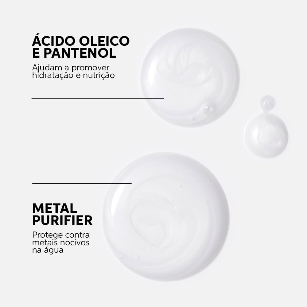 Destaca atributos da fórmula e a proposta de nutrição/hidratação, quando presentes no layout da imagem.