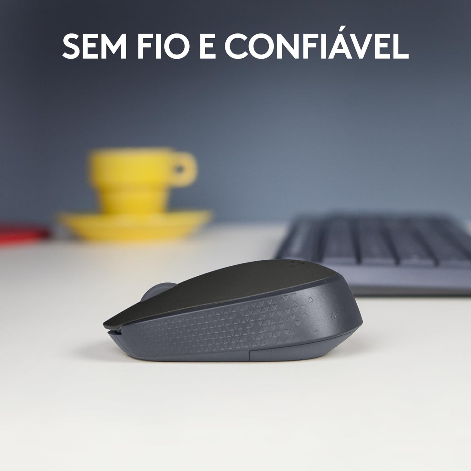 Evidencia conforto, pegada e perfil baixo/compacto.
