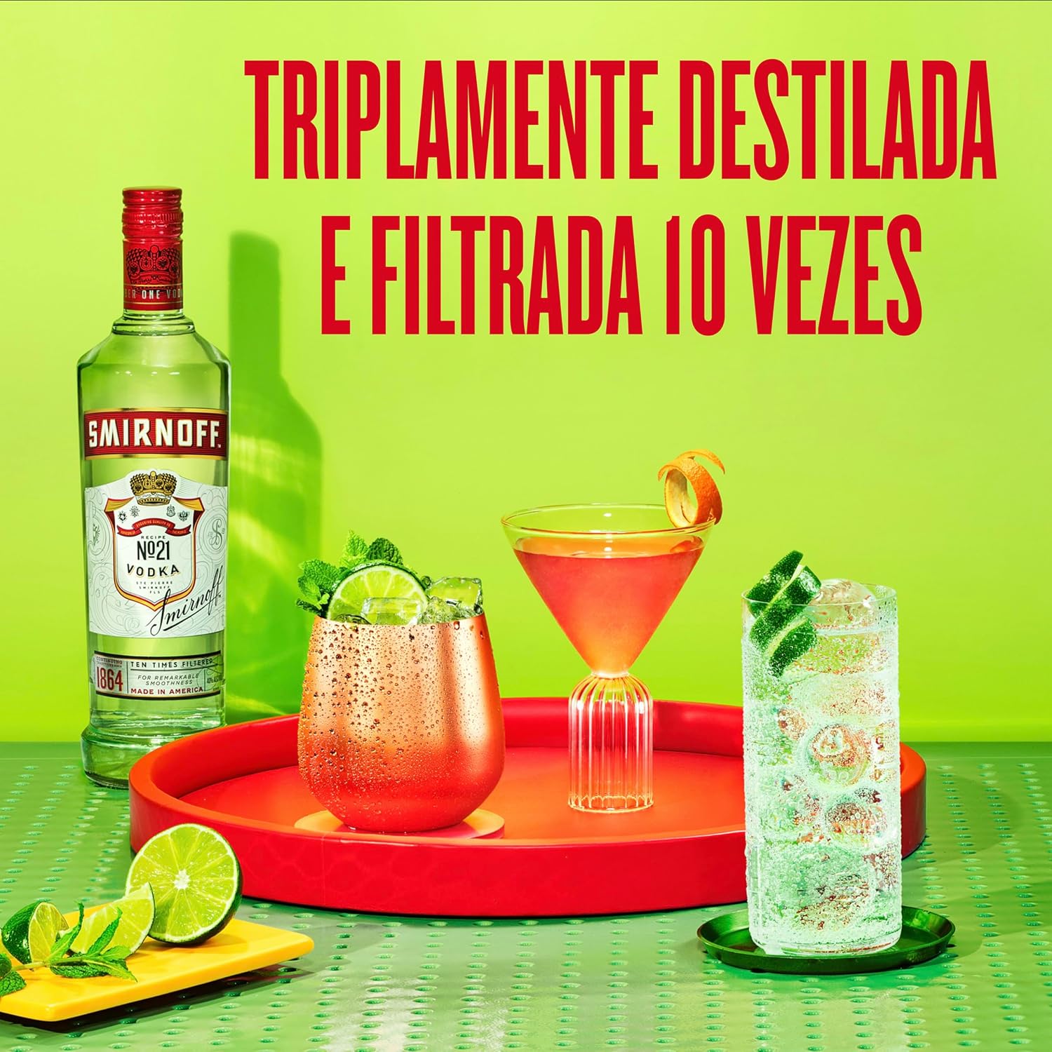 Mostra a vocação da Smirnoff para coquetéis e ocasiões sociais.