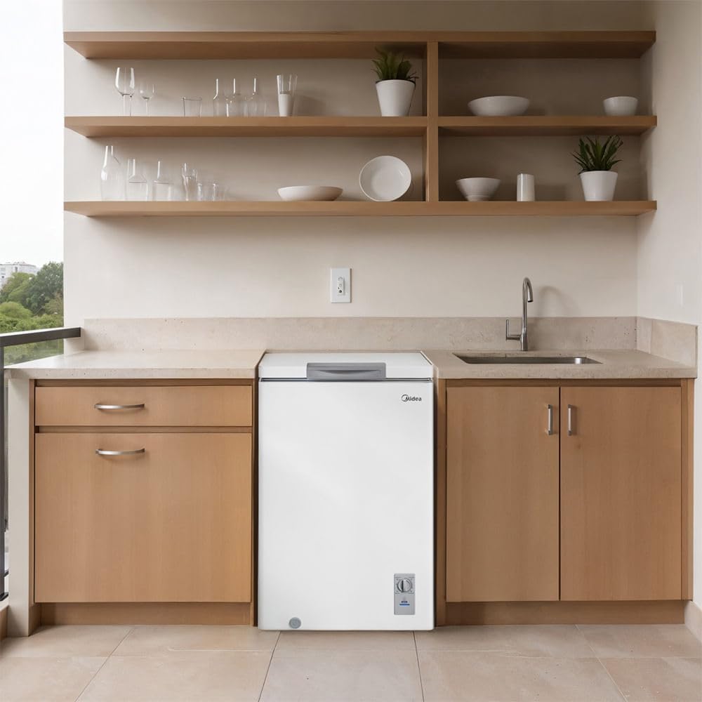 Ajuda a mostrar como o produto se comporta em um ambiente real e sua utilidade doméstica.